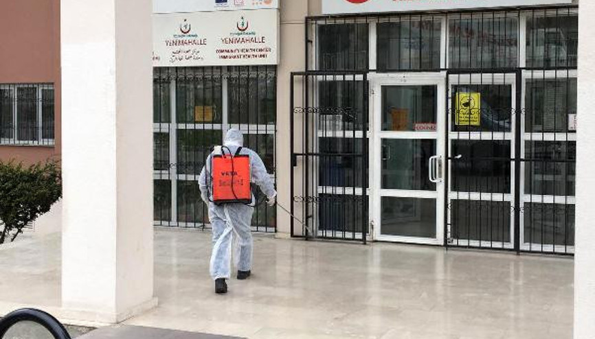 Yenimahallede 586 noktada dezenfeksiyon çalışması Yenimahallede 586 noktada dezenfeksiyon çalışması