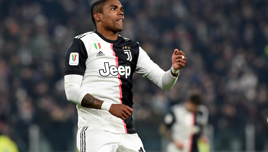 Juventusta yıldız futbolcuya corona virüs tepkisi