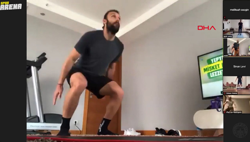 Fenerbahçe antrenmanlarına video kamera sistemi ile devam ediyor