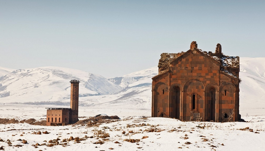 Kars’ın iki güzeli: Ani ve Çıldır Gölü