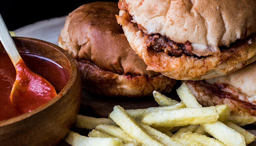 Taksime çıkmış gibi hissedeceksiniz Evde ıslak hamburger tarifi