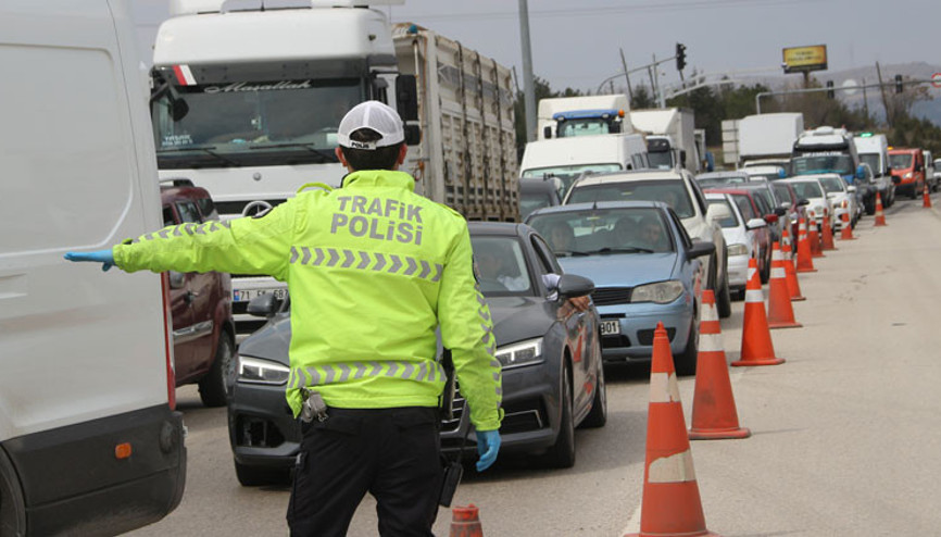 43 ilin kilit noktası… Tüm araçlar durduruldu…