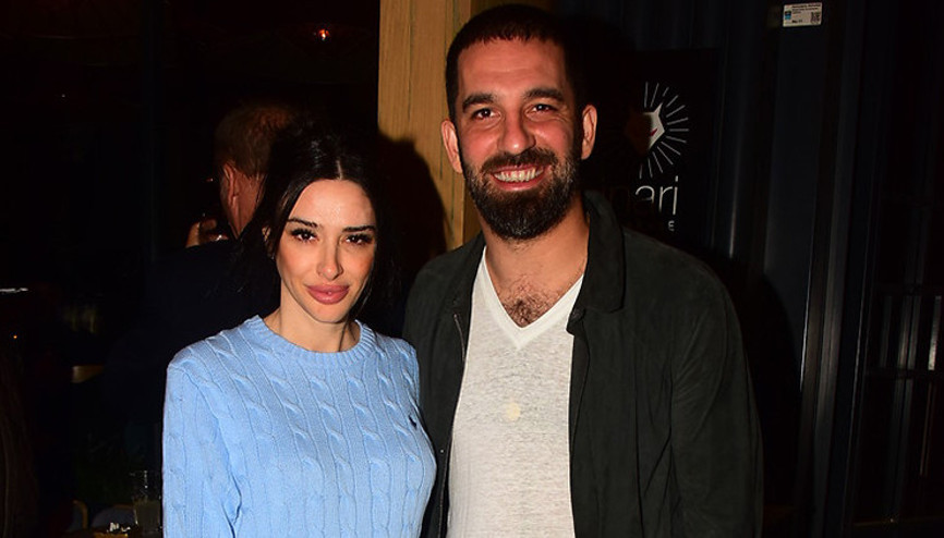 Galatasarayda son dakika Arda Turan sürprizi Corona virüsü nedeniyle...