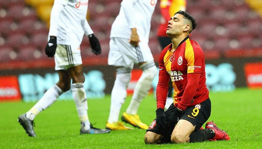 Allah onlardan razı olsun Falcao için 10 milyon euro çok iyi Allah onlardan razı olsun Falcao için 10 milyon euro çok iyi