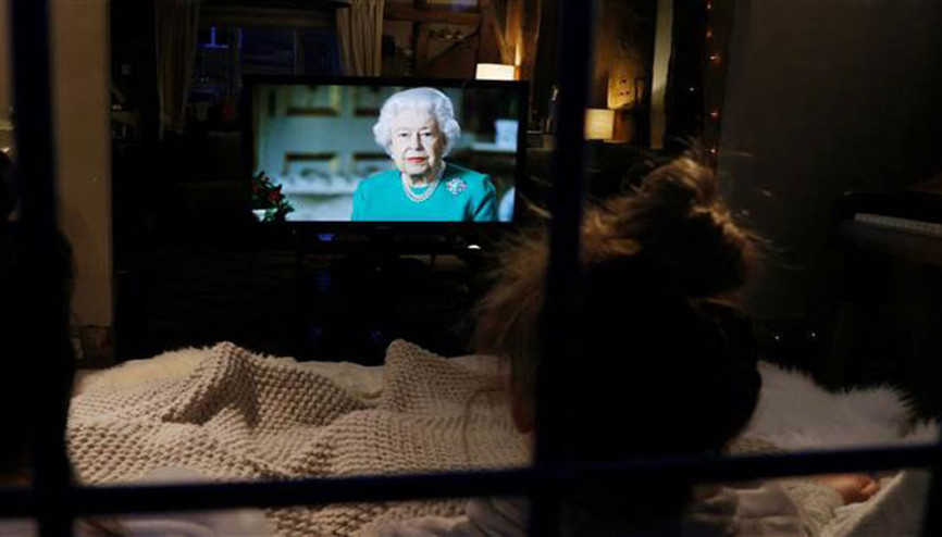 Kraliçe Elizabeth: ‘Bu savaşta mücadeleyi kazanacağız’