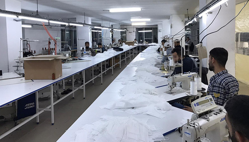 Esenyurt’ta kaçak medikal maske ve tulum operasyonu
