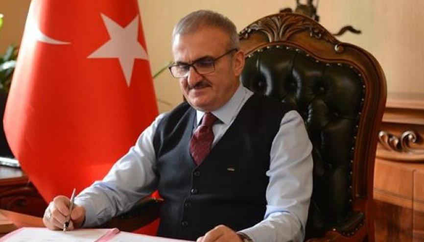 Antalya Valisi şaşkın: Nasıl birbirlerini bulup kavga ediyorlar
