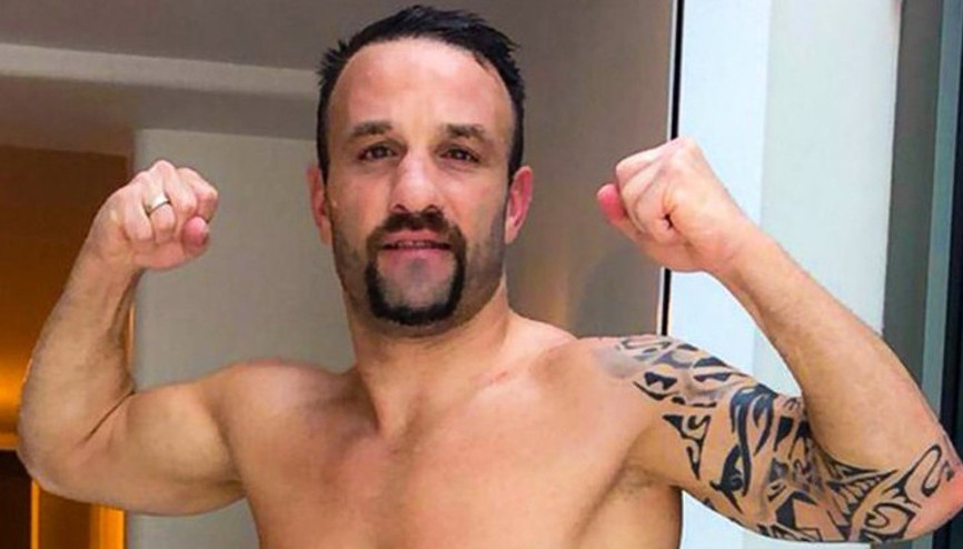 Mathieu Valbuenanın yeni stili şaşırttı