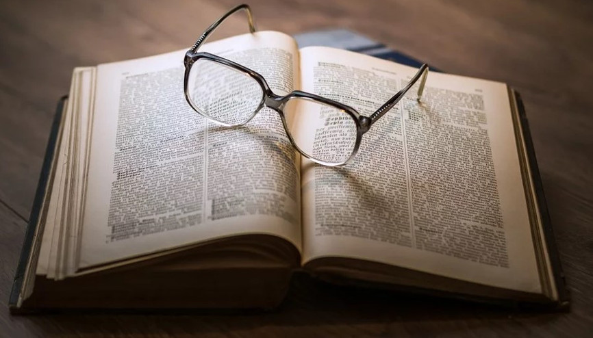 Evde okunacak en iyi 10 kitap sizce hangisi