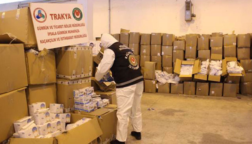 İpsala Sınır Kapısında tırda 767 bin tıbbi maske ele geçirildi