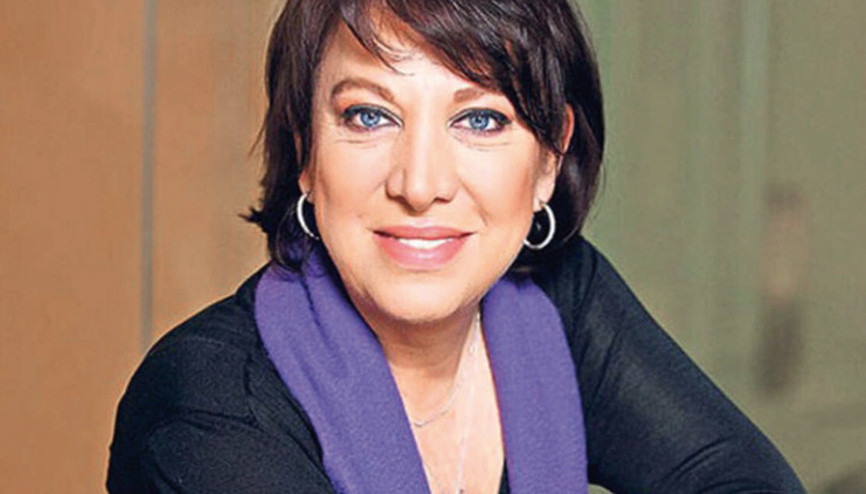 Oya Başar kendini izole etti