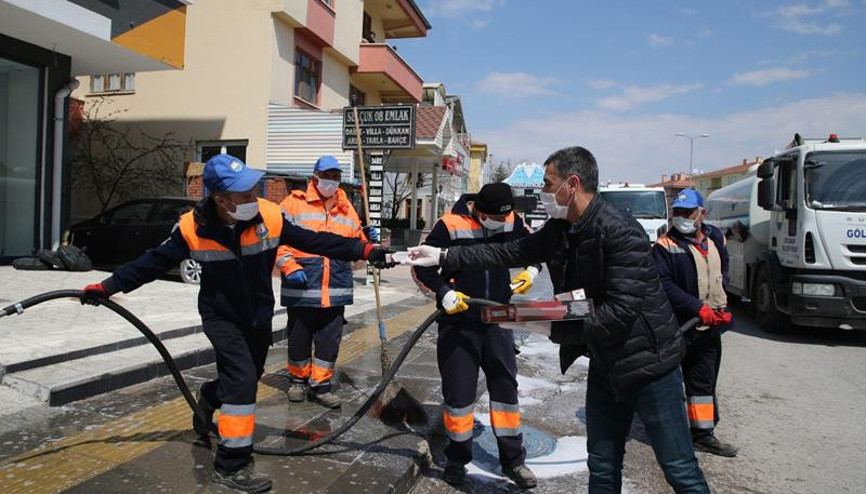 Kimseyi ekmeksiz ve susuz bırakmayacağız Kimseyi ekmeksiz ve susuz bırakmayacağız