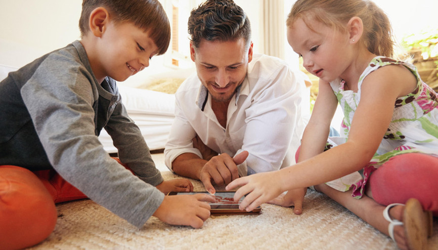 Yardımsever ve empatik çocuklar yetiştirmek için ne yapmalıyız