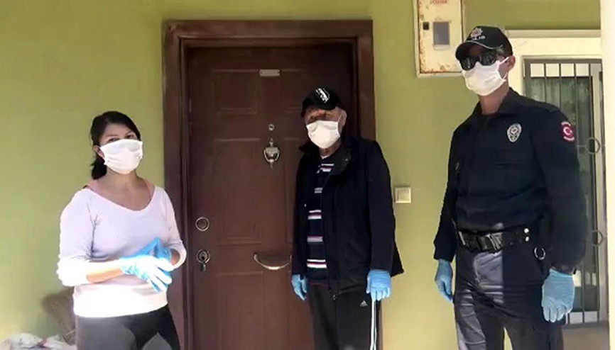 Marmaris polisi anahtarı içeride unutan kadına çilingir ile yetişti Marmaris polisi anahtarı içeride unutan kadına çilingir ile yetişti