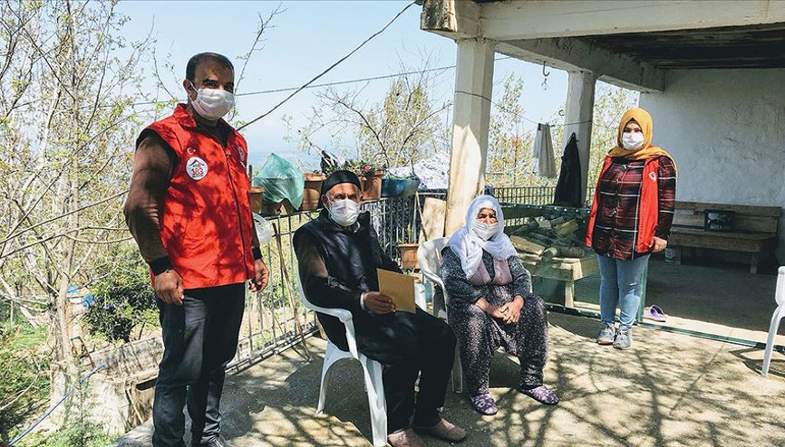 Devletin şefkat eli evden çıkamayan şehit aileleri ve gazilerin yanında