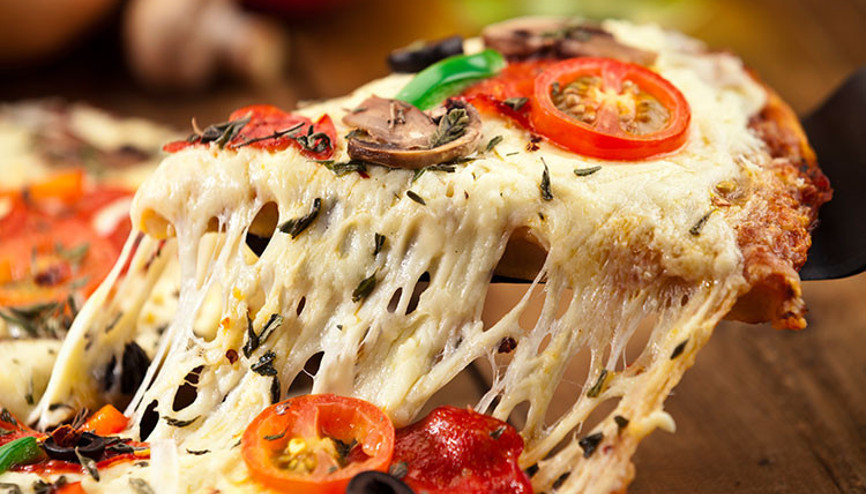 Evde pizza yapmayı düşünenler bu önerileri sakın kaçırmayın