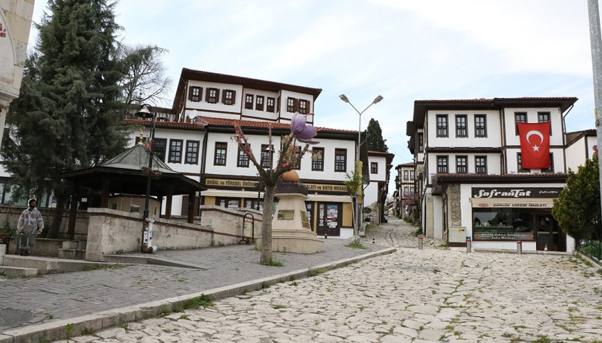 Osmanlı’nın parmak izi eski günlerine dönmeyi bekliyor