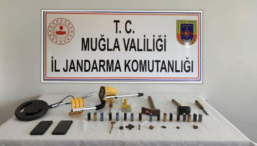 Antik kentte kaçak kazıya suçüstü: 3 gözaltı