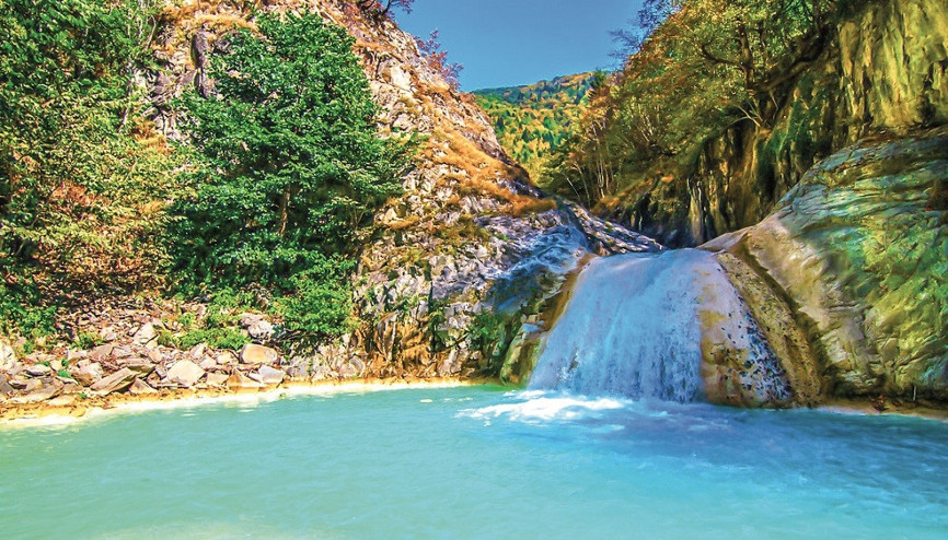 Giresunun yeşil ve mavi güzeli Giresunun yeşil ve mavi güzeli