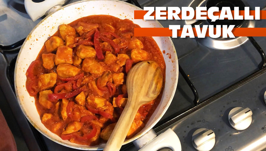 Mis gibi kokusu iç açıcı rengiyle zerdeçallı tavuk sote
