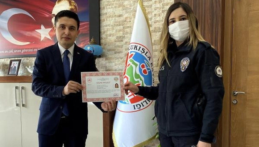 Ulukışlada polislere başarı belgesi verildi