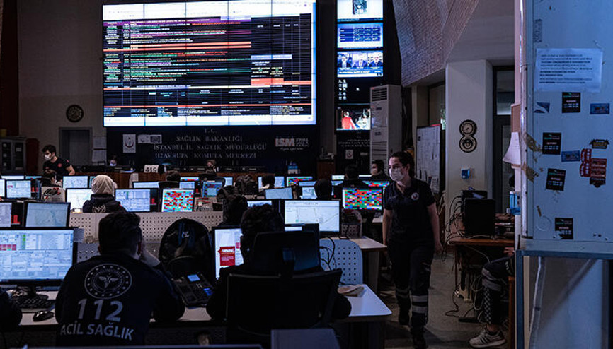 Koronavirüsle mücadelenin kalbi; günde 40 bin çağrı geliyor