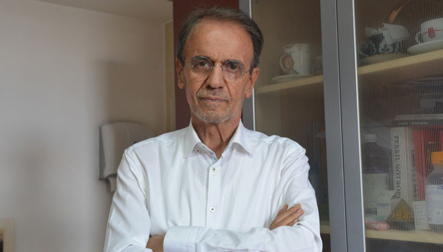 Prof. Dr. Ceyhan: Corona Virüste ayaktaki renk değişiminin nedeni...