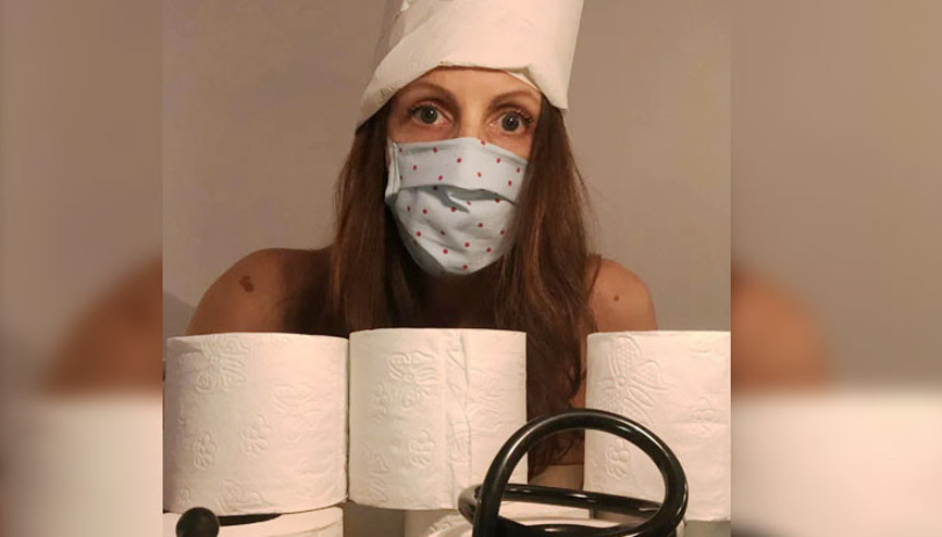 Doktorlardan ‘çıplak düşünce’ eylemi