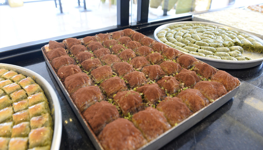 Adanada kakaolu baklava güllacın tahtına aday