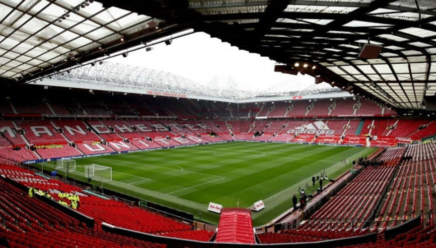 Manchester United, Old Trafforda ayakta seyirci alacak