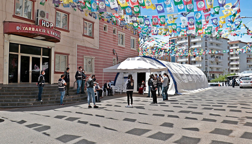 HDP önündeki eylemde 245inci gün