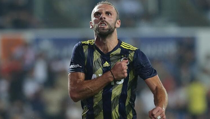 Son Dakika | Tottenham, Muriqi için Fenerbahçeye 20 milyon ödemeye hazır Son Dakika | Tottenham, Muriqi için Fenerbahçeye 20 milyon ödemeye hazır