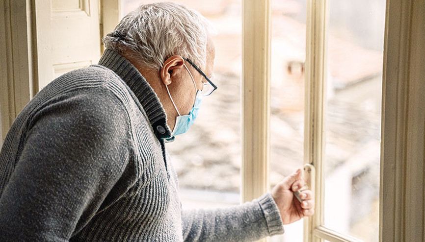 65 yaş üstü ve 20 yaş altına maskeli izin