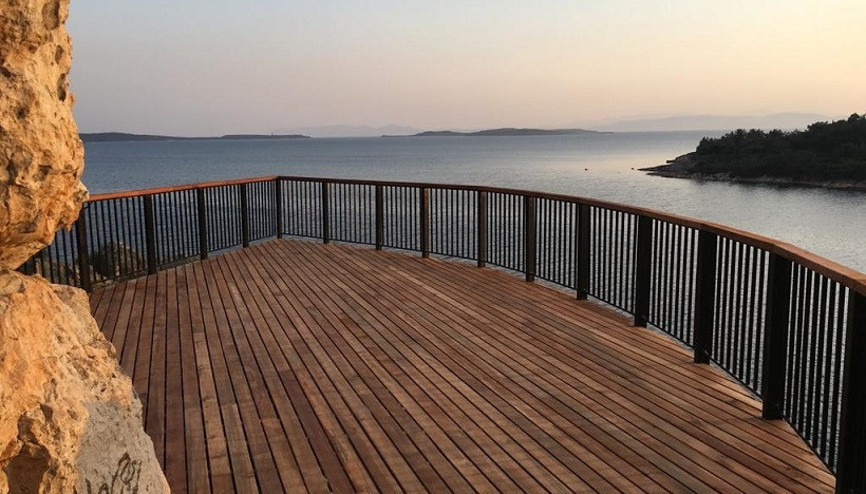 Cunda Adasına Pınarboğazı seyir terası