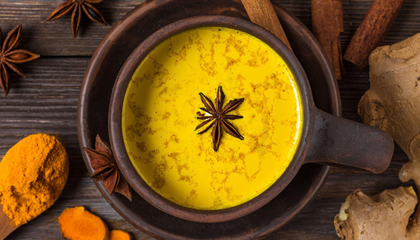 Faydaları saymakla bitmiyor Evde altın süt yapalım mı