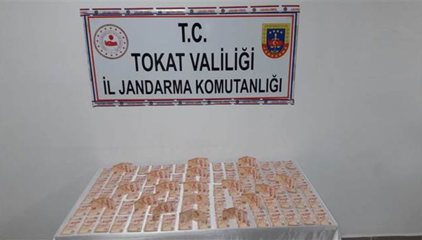 Tokatta çok sayıda sahte banknot ele geçirildi