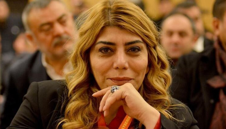 Kayserisporlu oyuncular, başkan Berna Gözbaşının Anneler Gününü kutladı