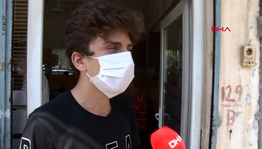 Berbere giden 16 yaşındaki Hüseyin, tıraş olamadı