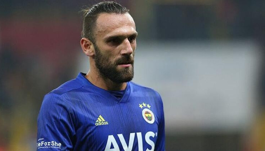 Son Dakika | Fenerbahçenin golcüsü Vedat Muriqi, Adayı ikiye böldü