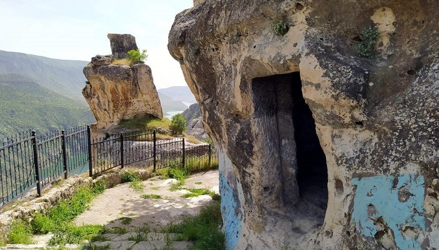 Asırlık mağaralar restore edilecek