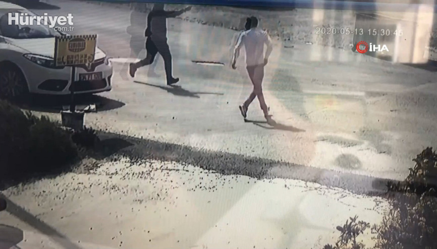 Esenyurt’ta alacak verecek tartışmasında silahlar konuştu Esenyurt’ta alacak verecek tartışmasında silahlar konuştu