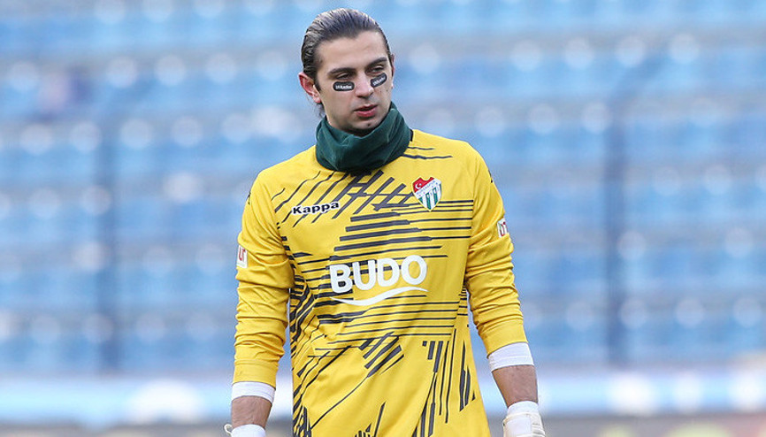 Mesut Mestan: Çağlar Akbabanın Beşiktaşa transfer iddiası yersiz ve asılsız...