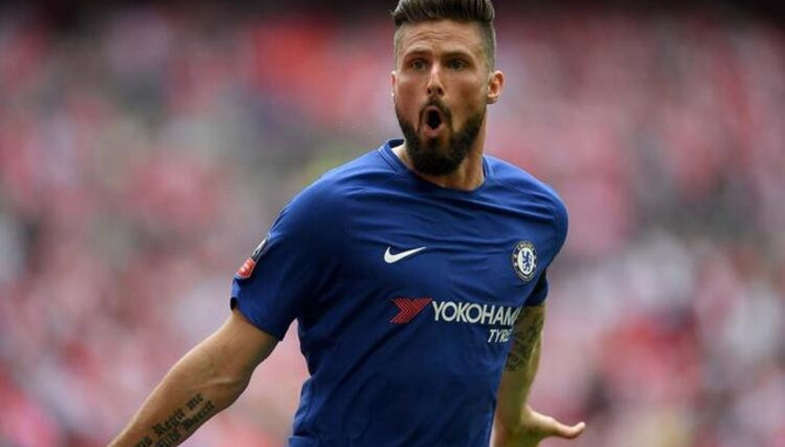 Chelsea, Fransız forveti Giroudun sözleşmesini uzattı