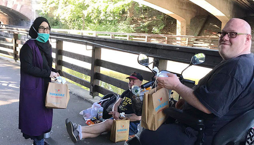 UID Kuzey Bavyera gençlik kolu evsizlere yardım eli uzattı