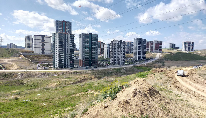 Muhtarın derdi, kentin derdi