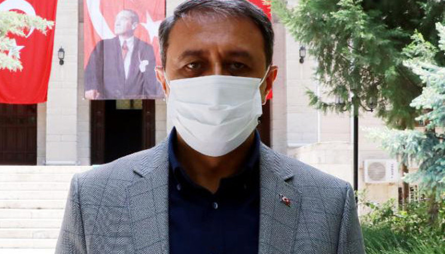 Burdur Valisi: Aynı apartman içinde de bayramlaşmayın