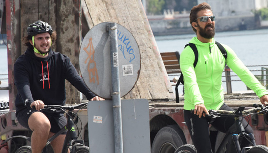 Harun Tan oğlu Can ile bisiklet sürdü