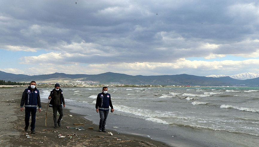İnci kefali için jandarma bayramda nöbette