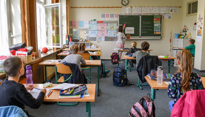 250 öğrenci, 32 öğretmen karantinaya alındı