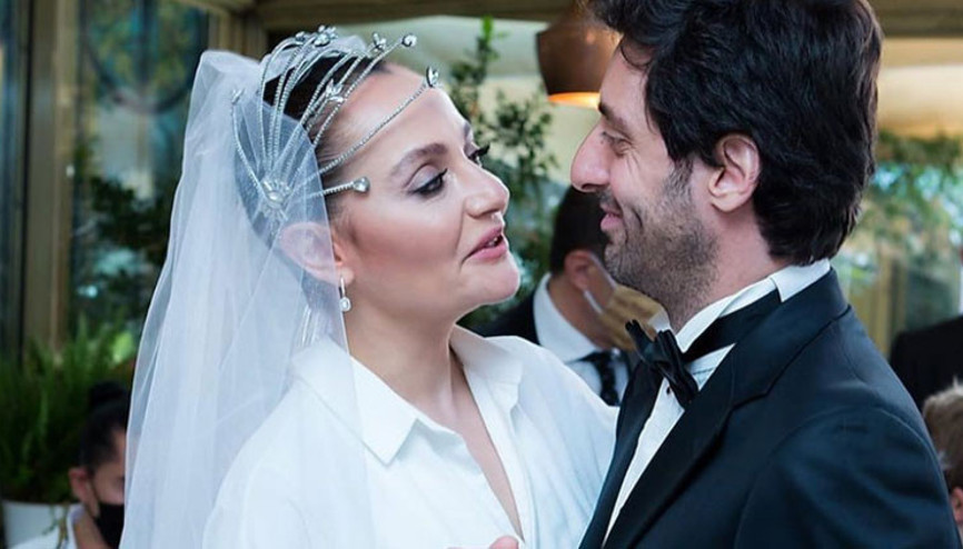 Didem Balçın “İnsan, evleneceğini ilk gördüğünde anlıyormuş” Didem Balçın “İnsan, evleneceğini ilk gördüğünde anlıyormuş”